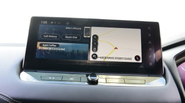 Nissan Qashqai - infotainment screen